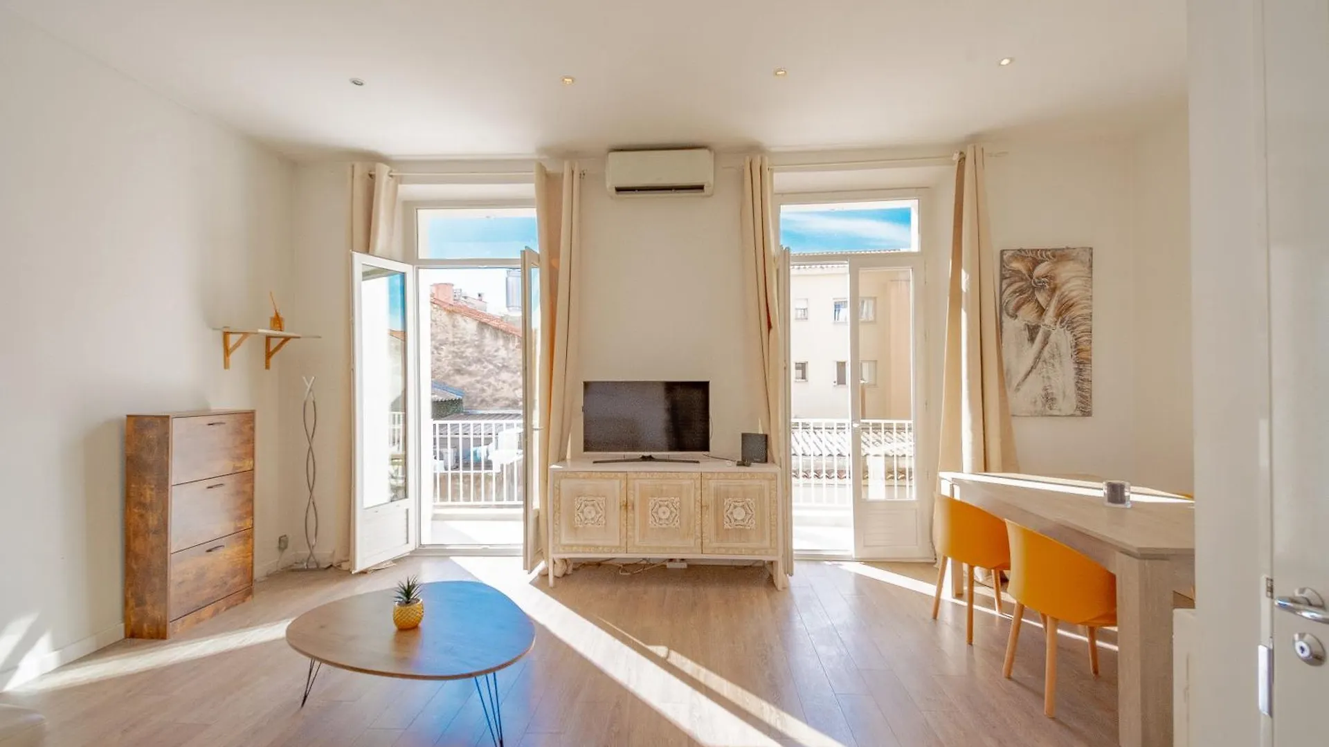 Bel Appartement Avec Balcon Centre Ville 戛纳
